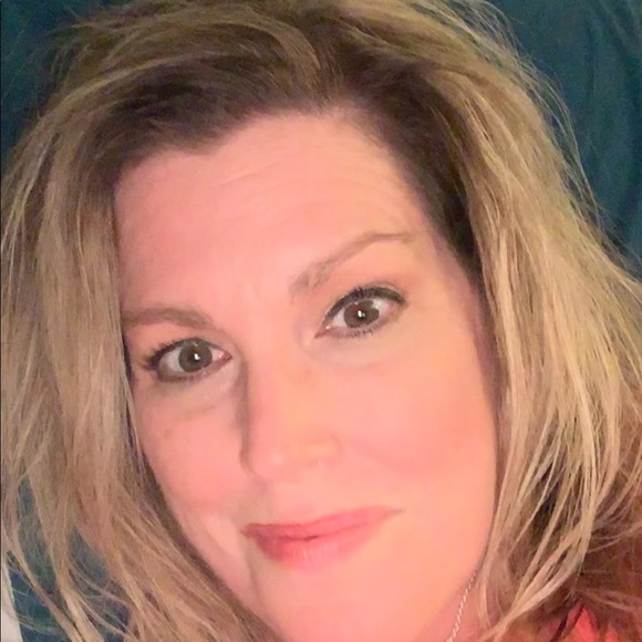 Meet your Posher, Tammi - Picture 1 of 1